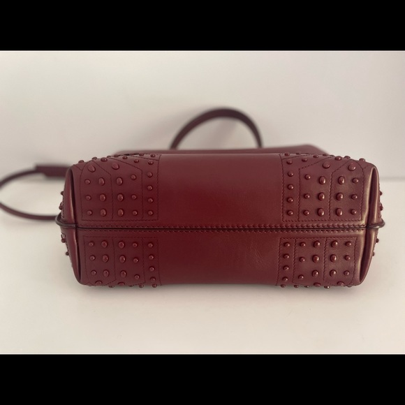 Tod’s Wave Studded leather bag - Picture 7 of 12